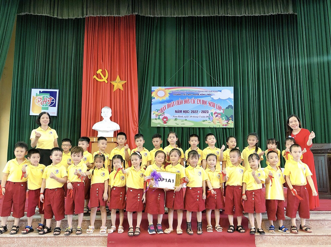 HÂN HOAN NGÀY HỘI TỚI TRƯỜNG CỦA CÁC EM HỌC SINH LỚP 1 NĂM HỌC 2022 - 2023 TRƯỜNG TIỂU HỌC PHẠM HỒNG THÁI
